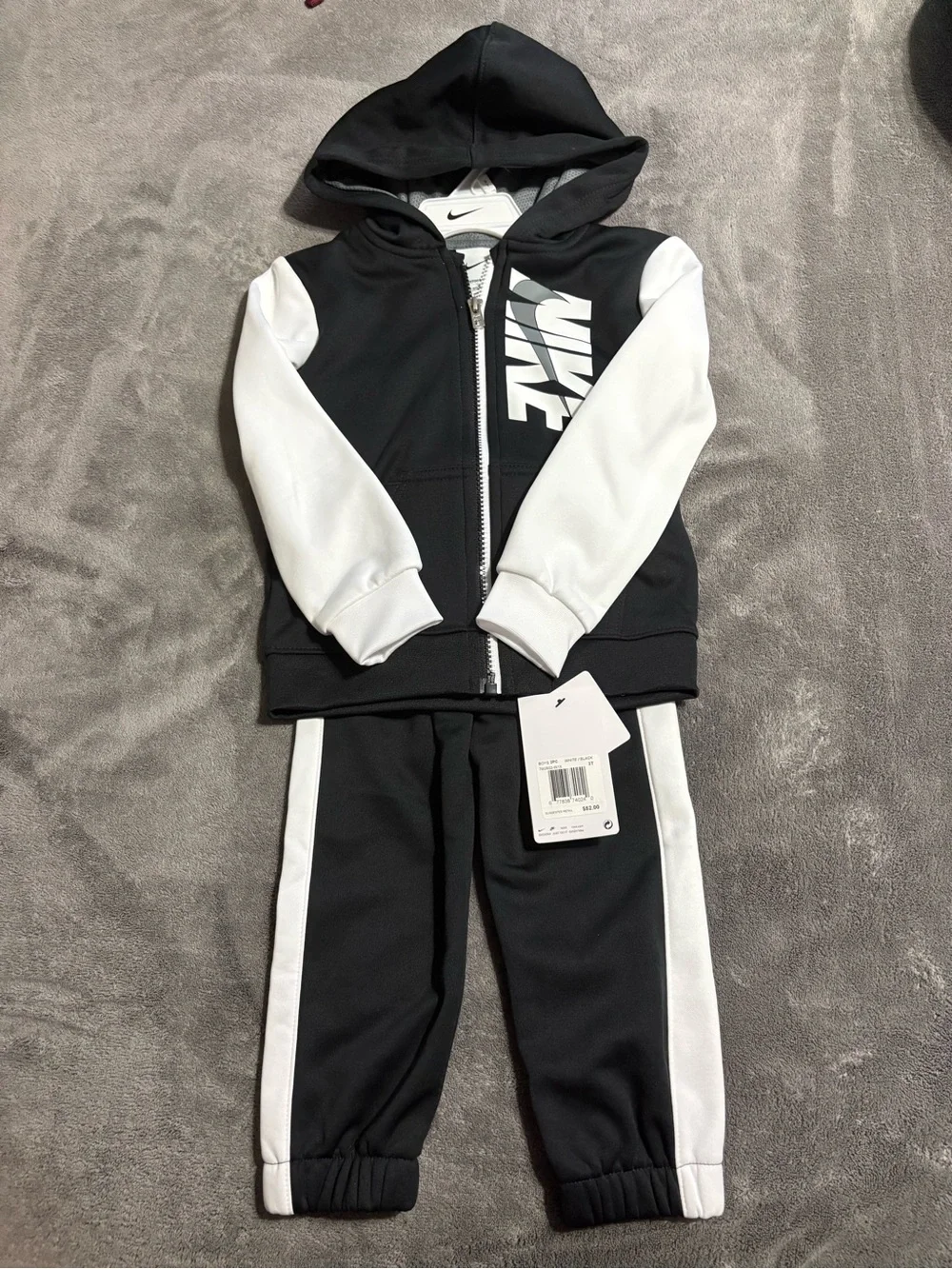 Nike Kids 3T Hooded Jacket and Track Pants Set
